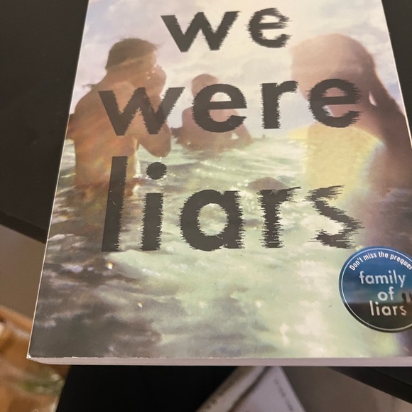 Books - Picture 12 of 14